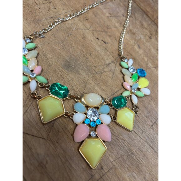 Betsey Johnson Multi Shaped Crystal Flower Garden Gold Necklace - Picture 2 of 8